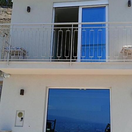 Stanza Mylai Etna View Apartment คาสเตลโมลา ภายนอก รูปภาพ